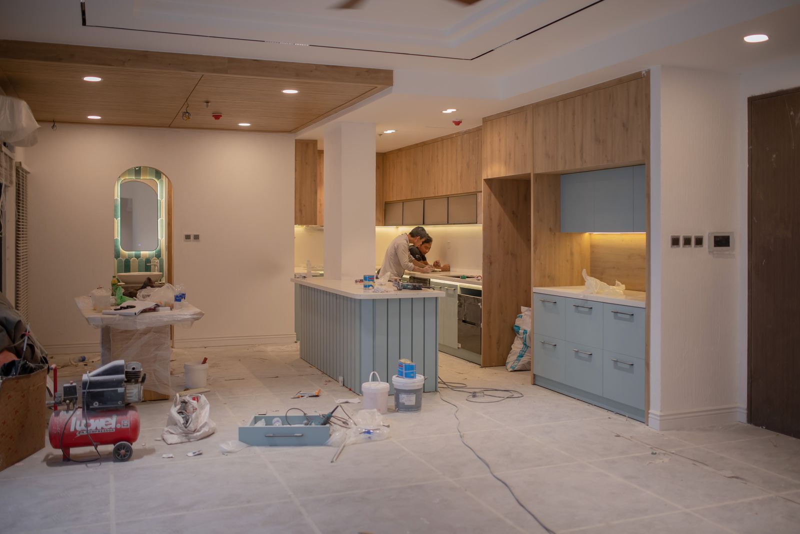 Green Hills entertainer before the remodel