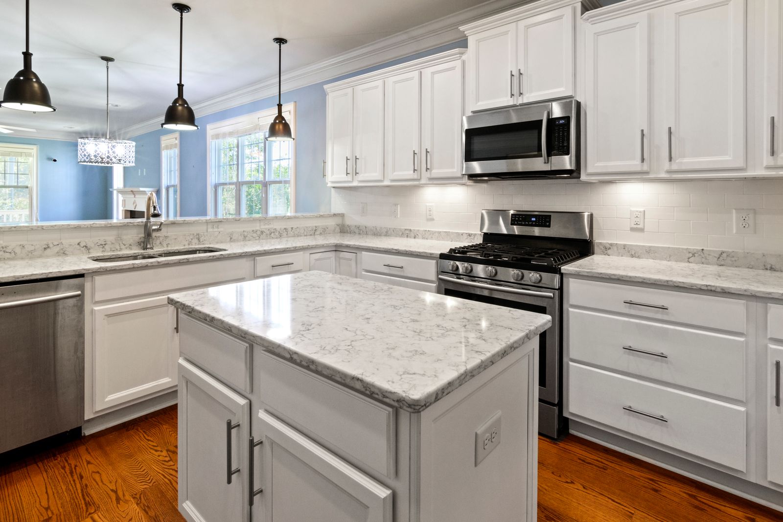 Franklin farmhouse before the remodel